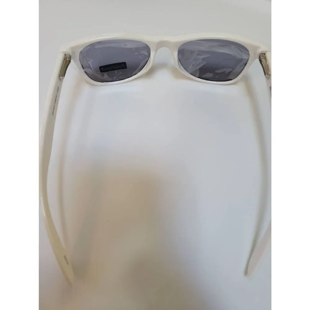 Buckle Black Polarized Sunglasses White Frame NEW